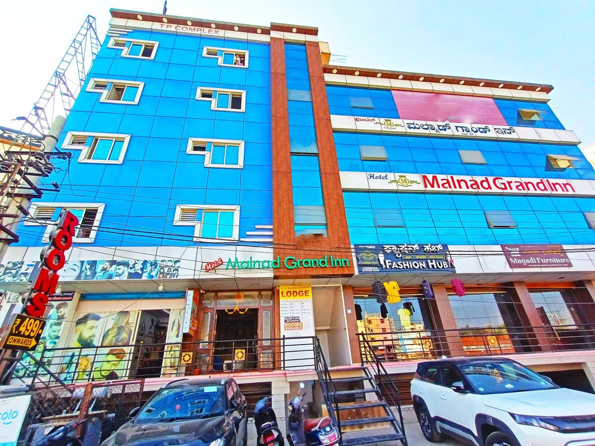 Hotel Malnad Grand Inn Kumbalgod Esterno foto