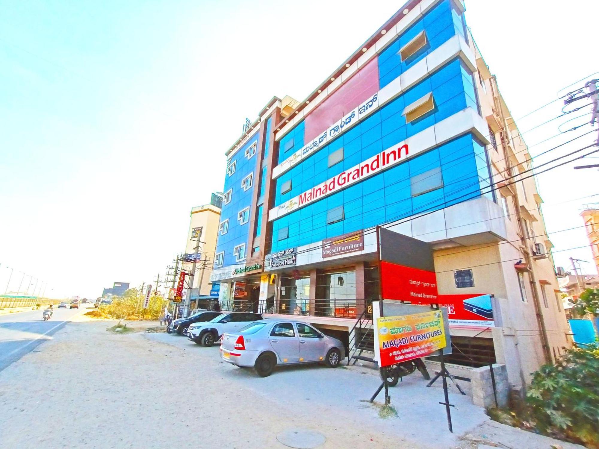 Hotel Malnad Grand Inn Kumbalgod Esterno foto