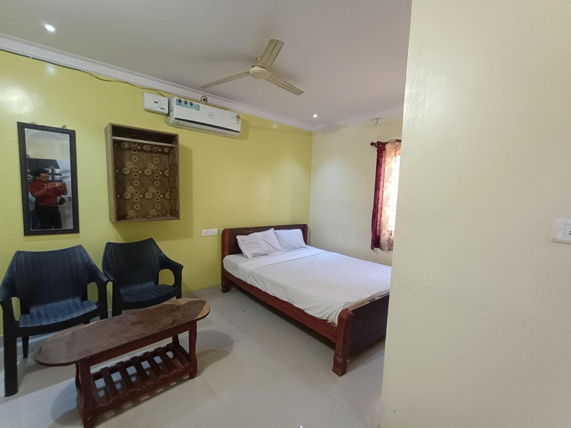 Hotel Malnad Grand Inn Kumbalgod Esterno foto