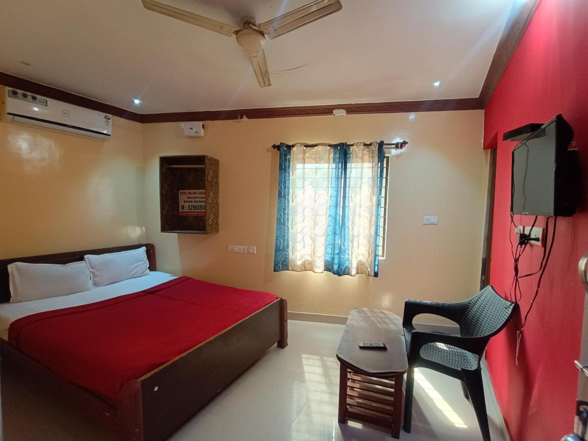 Hotel Malnad Grand Inn Kumbalgod Esterno foto
