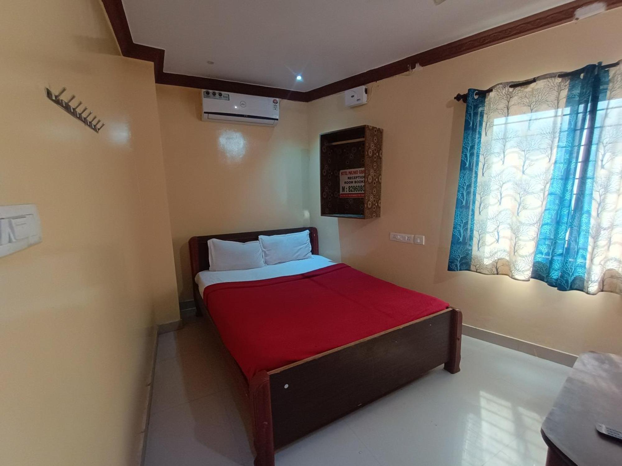 Hotel Malnad Grand Inn Kumbalgod Esterno foto